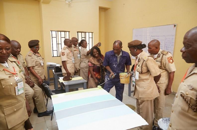 Another section of participants during the paint making practical session